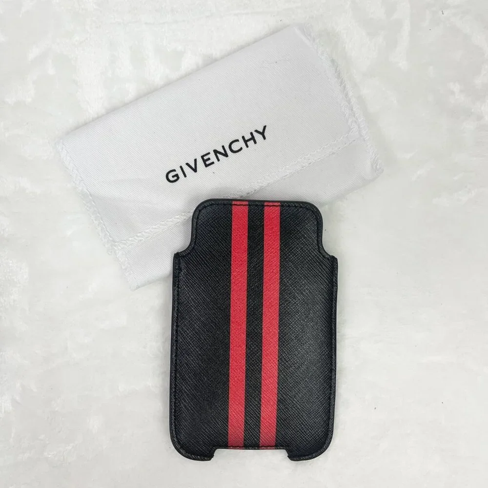 NIB Auc Givenchy Printed Bullseye Coated Canvas Phone Case